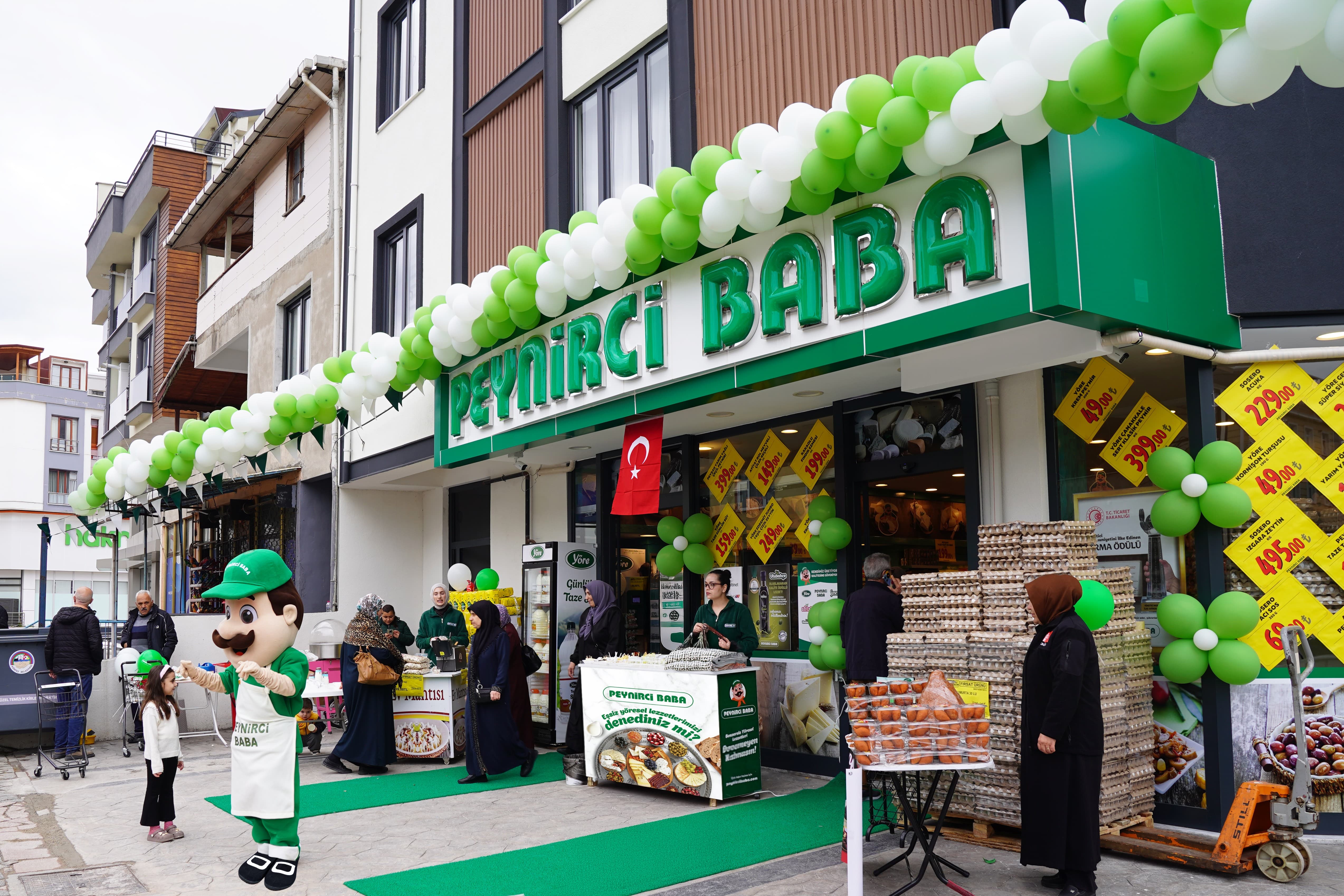 Körfez'de 5. Lezzet Durağı: Peynirci Baba Hacı Osman Mağazası!